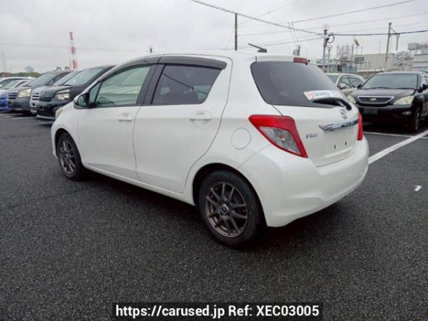 Used2011 AT Toyota Vitz NCP131Image[4]