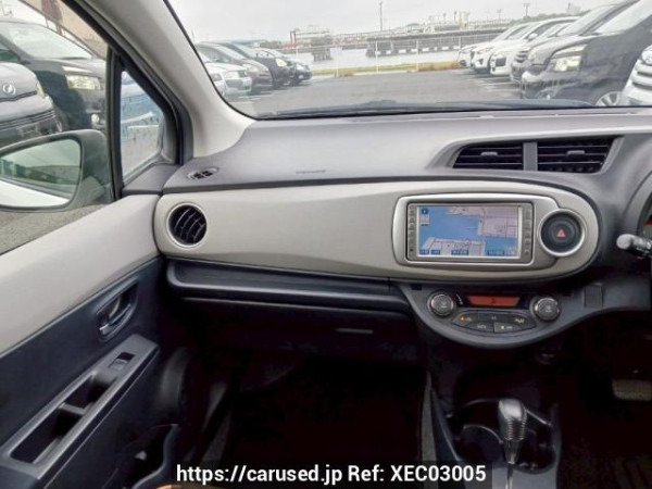 Used 2011 AT toyota vitz NCP131 Image[19]