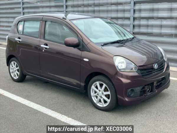 Used 2016 AT daihatsu mira-es LA300S Image[0]