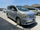 Toyota Noah ZRR70G