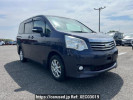Toyota Noah ZRR75G