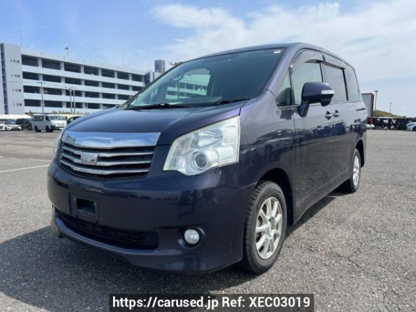 Used 2010 AT toyota noah ZRR75G Image[2]