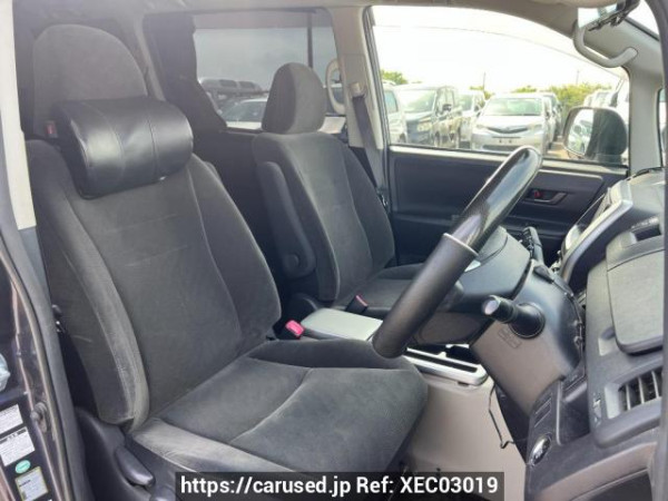 Used 2010 AT toyota noah ZRR75G Image[13]