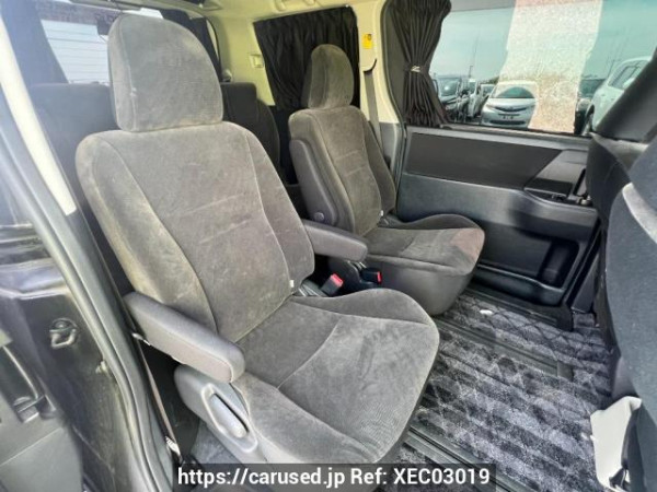 Used 2010 AT toyota noah ZRR75G Image[17]