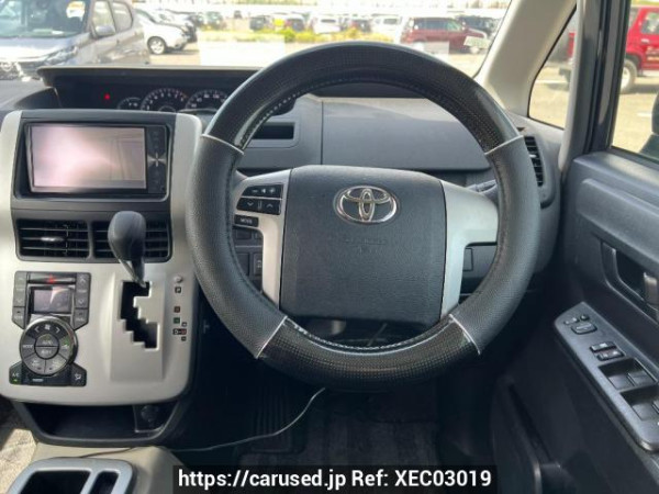 Used 2010 AT toyota noah ZRR75G Image[24]