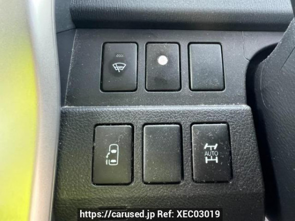 Used 2010 AT toyota noah ZRR75G Image[28]