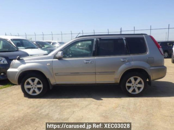 Used2005 AT Nissan X-Trail NT30Image[3]