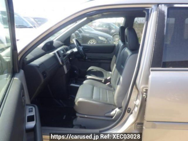 Used 2005 AT nissan x-trail NT30 Image[12]
