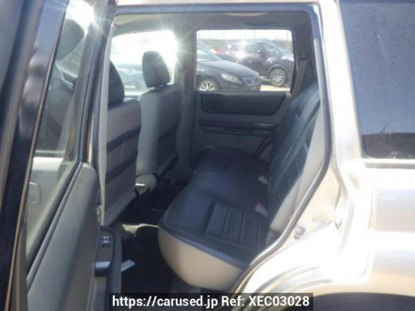 Used 2005 AT nissan x-trail NT30 Image[14]