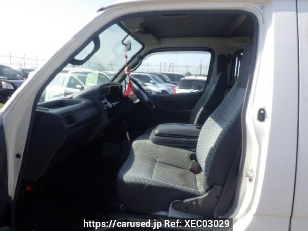 Used 2003 AT toyota hiace-van RZH112V Image[12]