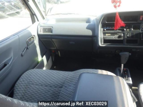 Used 2003 AT toyota hiace-van RZH112V Image[16]