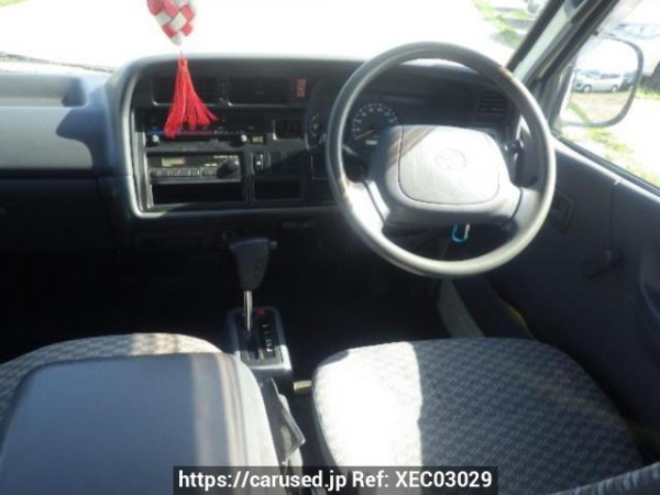 Used 2003 AT toyota hiace-van RZH112V Image[17]