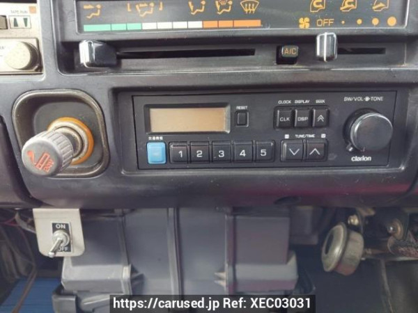 Used 1990 MT mitsubishi canter FE305BD Image[32]