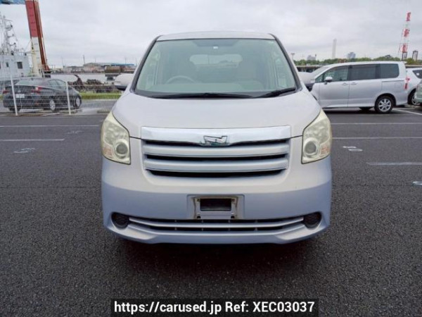 Used 2010 AT toyota noah ZRR70G Image[1]