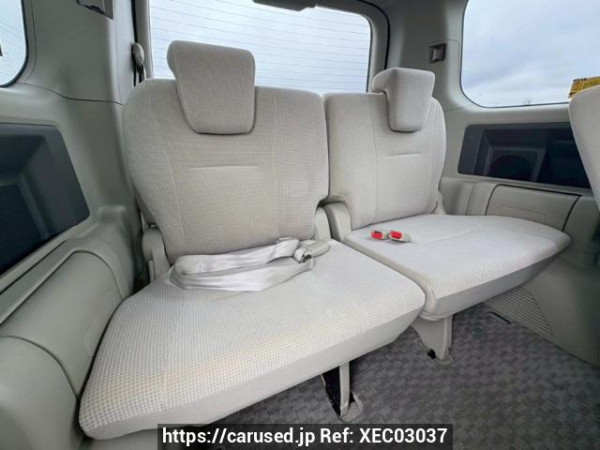 Used 2010 AT toyota noah ZRR70G Image[16]