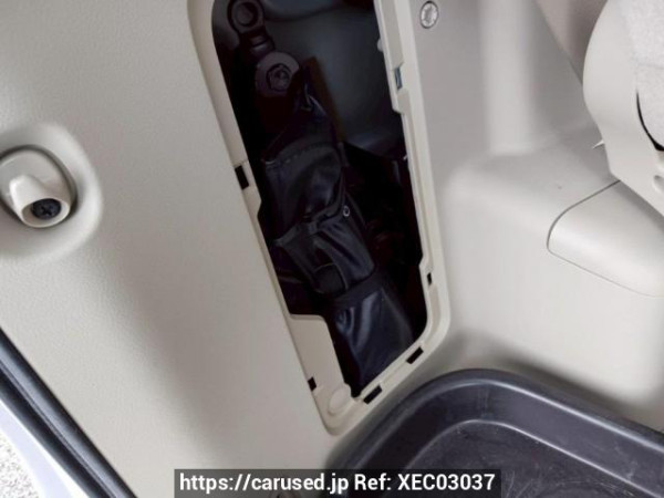Used 2010 AT toyota noah ZRR70G Image[43]