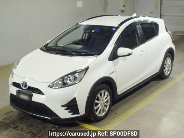 Used 2018 AT toyota aqua NHP10H Image[0]