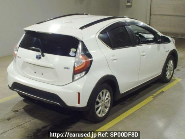 Used 2018 AT toyota aqua NHP10H Image[1]