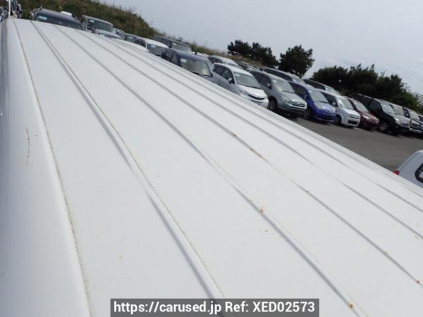 Used 2004 AT toyota hiace-van TRH112V Image[9]