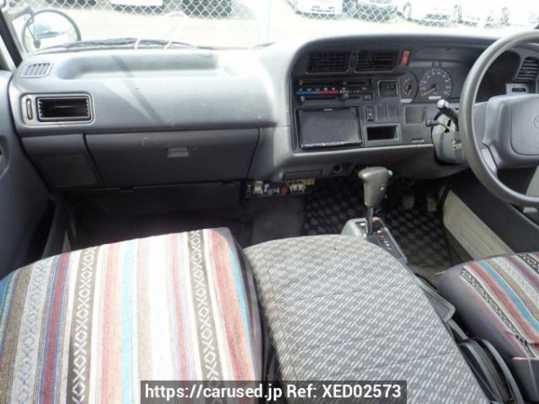 Used 2004 AT toyota hiace-van TRH112V Image[14]