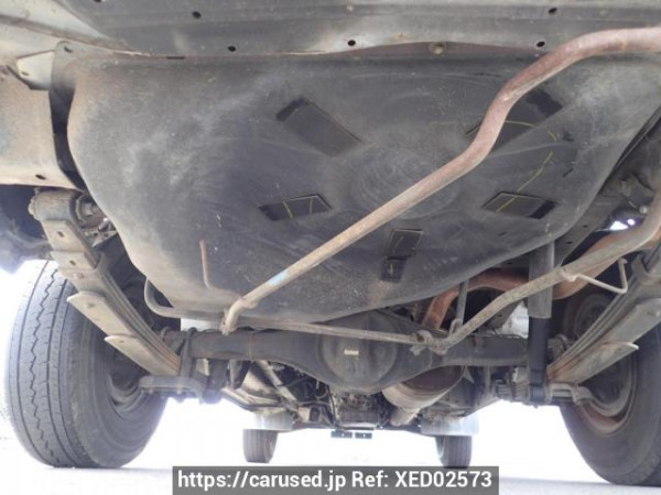 Used 2004 AT toyota hiace-van TRH112V Image[32]