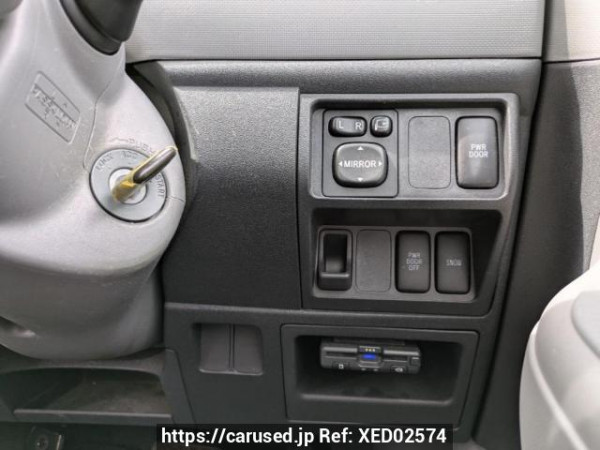 Used 2004 AT toyota sienta NCP81G Image[24]