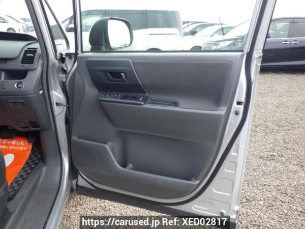Used 2008 AT toyota noah ZRR70G Image[17]