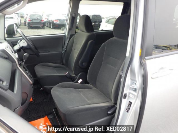 Used 2008 AT toyota noah ZRR70G Image[22]