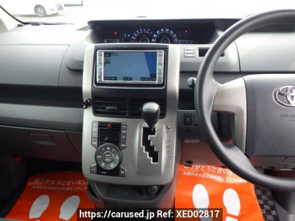 Used 2008 AT toyota noah ZRR70G Image[30]