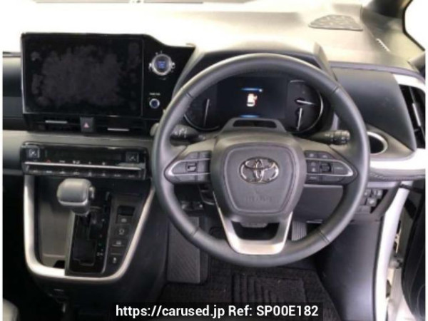 Used 2022 AT toyota noah MZRA90W Image[2]