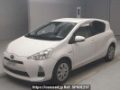 Toyota Aqua NHP10