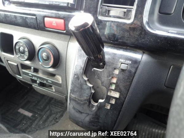 Used 2005 AT toyota hiace-van KDH200V Image[18]