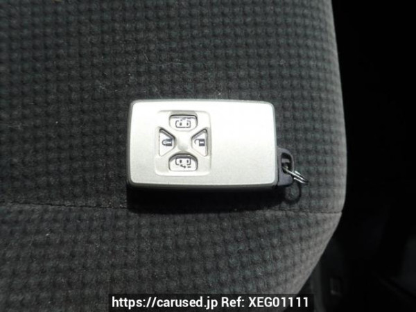Used 2008 AT toyota voxy ZRR75G Image[26]