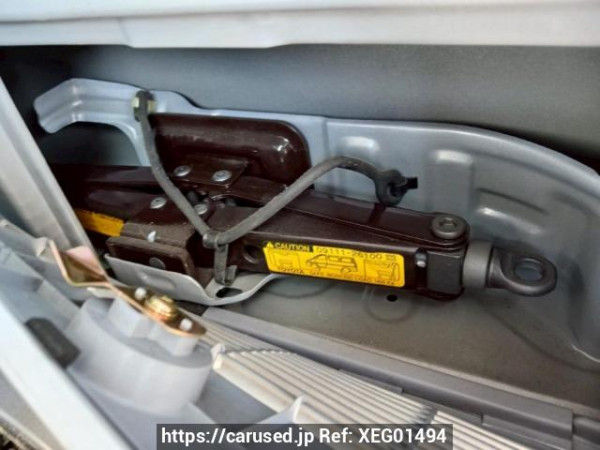 Used 1999 AT toyota regius-wagon RCH47W Image[47]