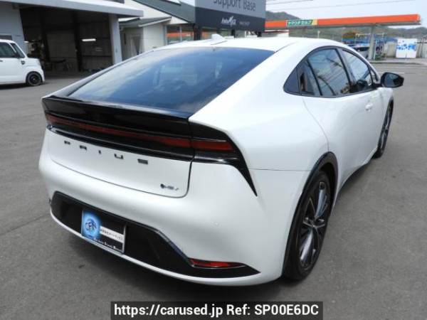 Used 2024 AT toyota prius MXWH60 Image[1]