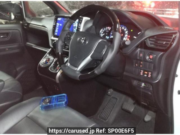 Used 2016 AT toyota esquire ZRR80G Image[2]