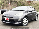 Toyota Aqua DAA-NHP10
