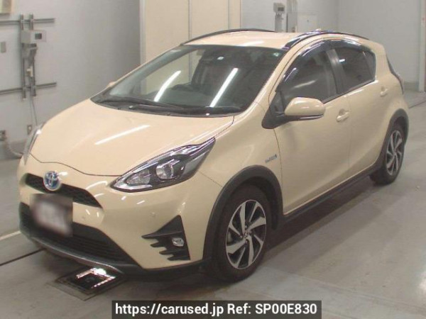 Used 2020 AT toyota aqua NHP10H Image[0]