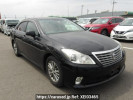 Toyota Crown GRS200