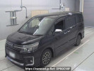 Toyota Voxy ZRR85W