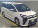 Toyota Voxy ZWR80W