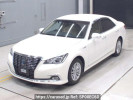 Toyota Crown Hybrid AWS210
