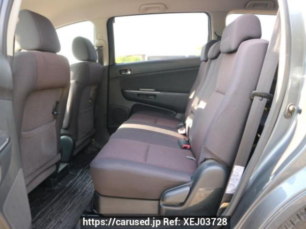 Used 2005 AT toyota wish ANE10G Image[16]