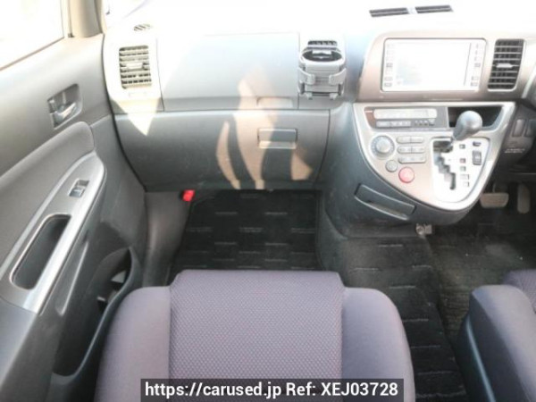 Used 2005 AT toyota wish ANE10G Image[21]