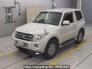 Mitsubishi Pajero V83W