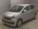Daihatsu Mira es LA300S