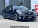 Toyota Crown GRS200