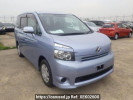 Toyota Voxy ZRR70G