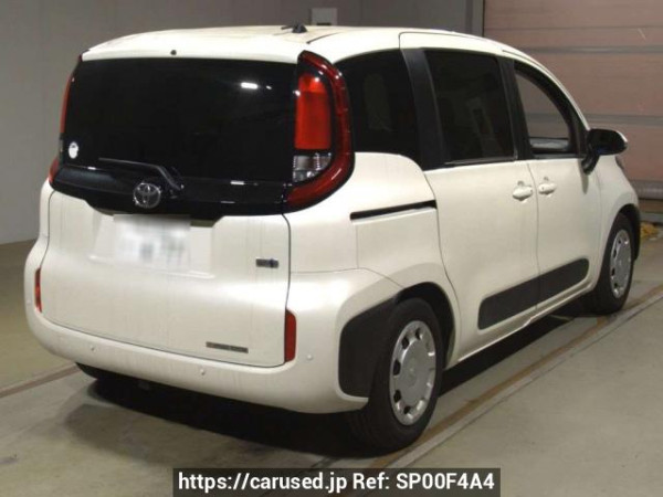 Used 2023 AT toyota sienta MXPL10G Image[1]