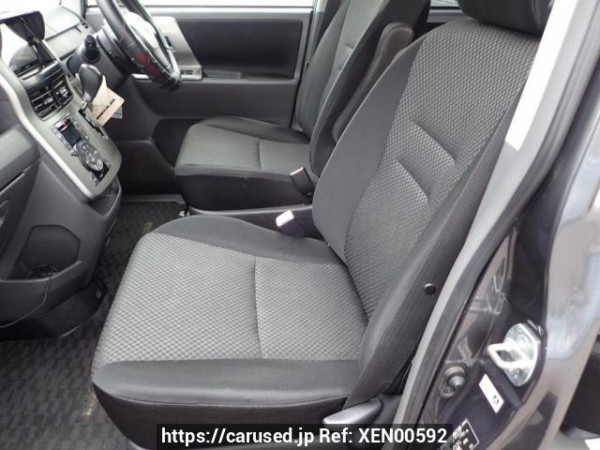 Used 2008 AT toyota noah ZRR75W Image[12]